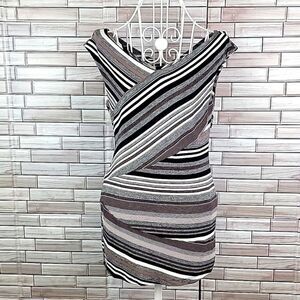 Motherhood Maternity sleeveless top Size S